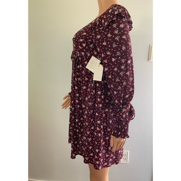 Coco and Jaimeson Burgundy Floral Babydoll Dress - Picture 12 of 16
